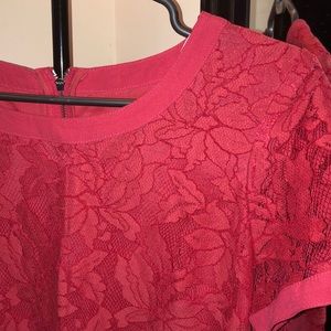 Beautiful Coral Lace Dress 👗